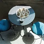 Tres Chic Double Sized
