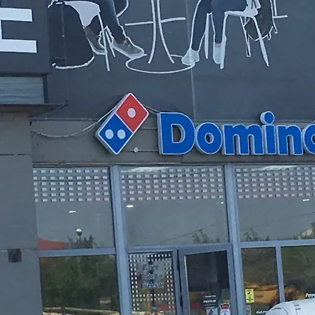 Tres Chic Double Sized Bucarest