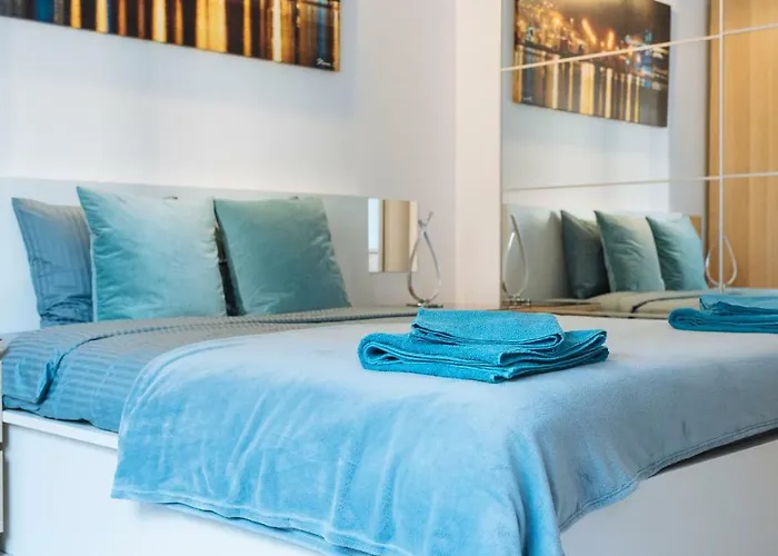 Tres Chic Double Sized Bucureşti